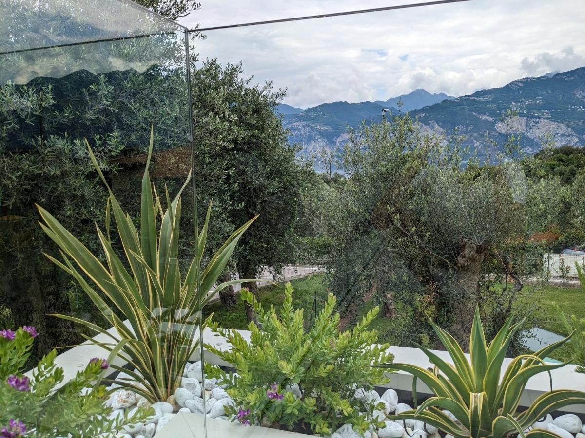 Olivo Luxury Apartments Malcesine Exterior foto