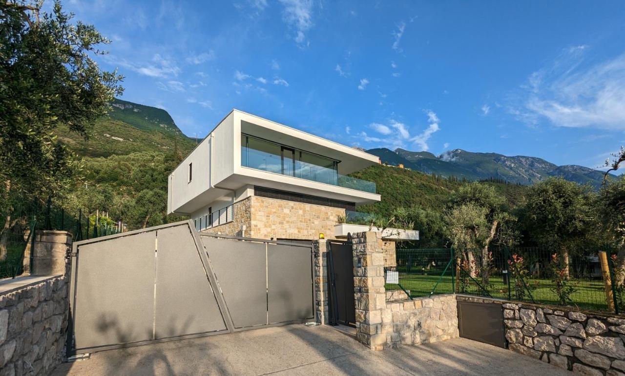 Olivo Luxury Apartments Malcesine Exterior foto