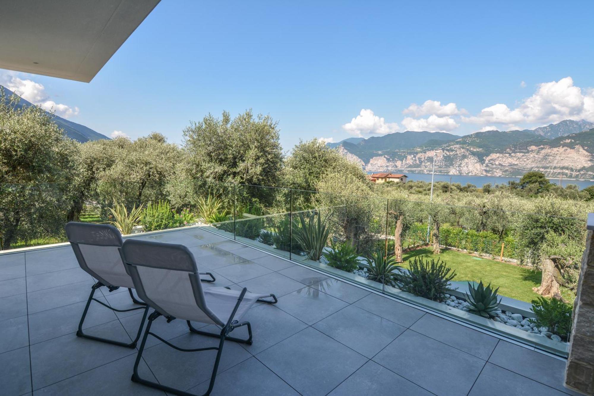 Olivo Luxury Apartments Malcesine Exterior foto